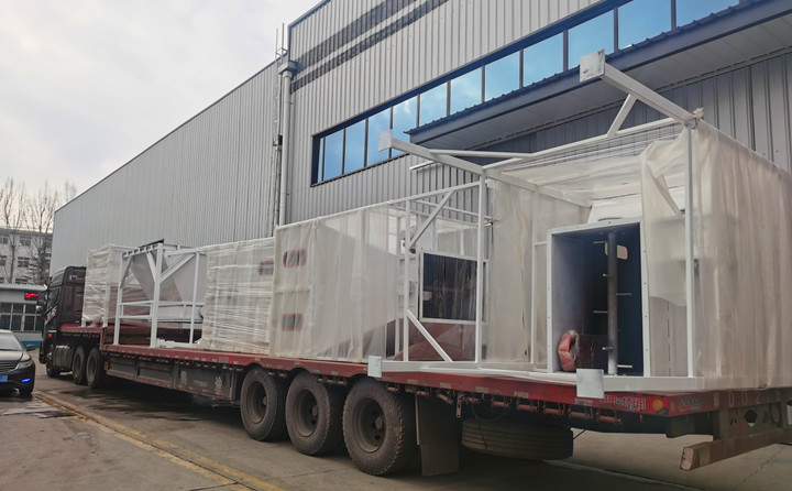 生物質顆粒機生產線裝車完成，準備發貨