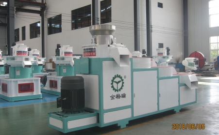 大量畜禽糞汙如何處理，生物質顆粒機來幫忙