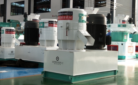 秸稈作顆粒，實現轉化增值